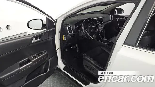 Kia Sportage The Bold 2018 — Şəkil 22/32