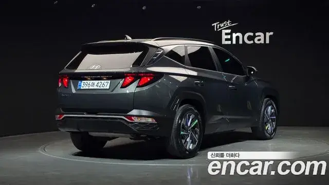 Hyundai Tucson Hybrid 2021 — Photo 17/30