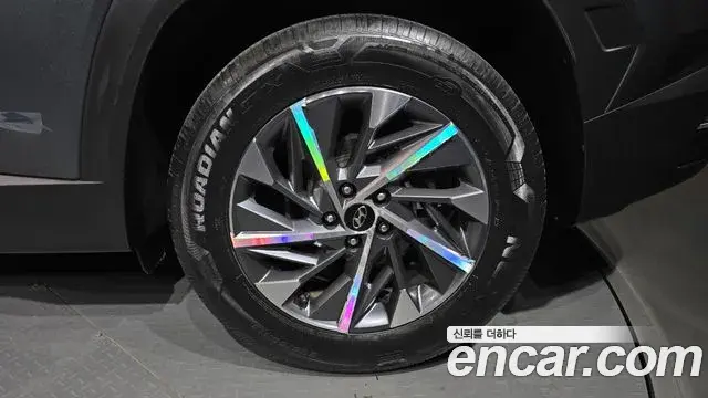 Hyundai Tucson Hybrid 2021 — Photo 25/30