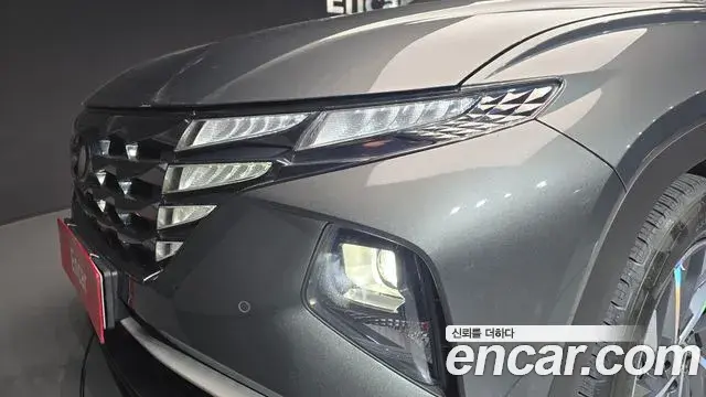Hyundai Tucson Hybrid 2021 — Photo 5/30