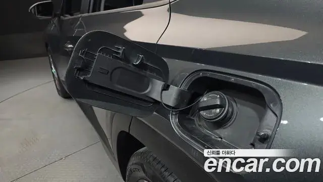Hyundai Tucson Hybrid 2021 — Photo 9/30
