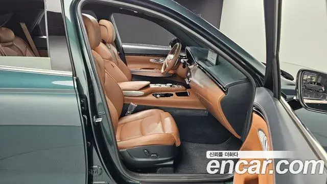 Genesis GV70 2022 — ფოტო 9/31