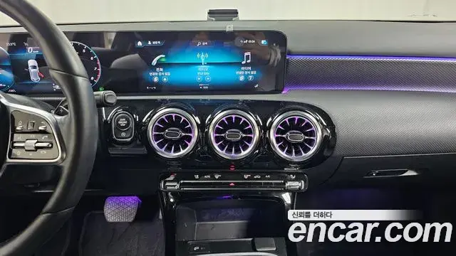 Mercedes-Benz A-Class 2023 — Фото 13/20