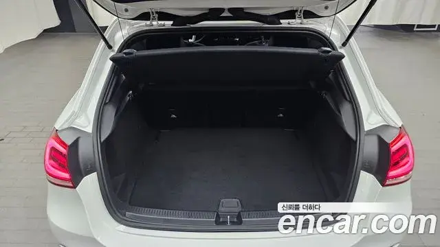 Mercedes-Benz A-Class 2023 — Фото 20/20