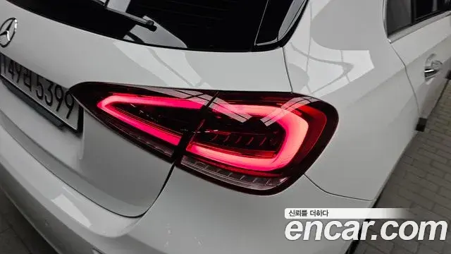 Mercedes-Benz A-Class 2023 — Şəkil 17/30