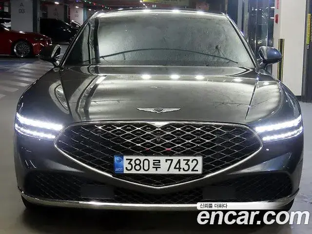 Genesis G90 2022 — ფოტო 7/20