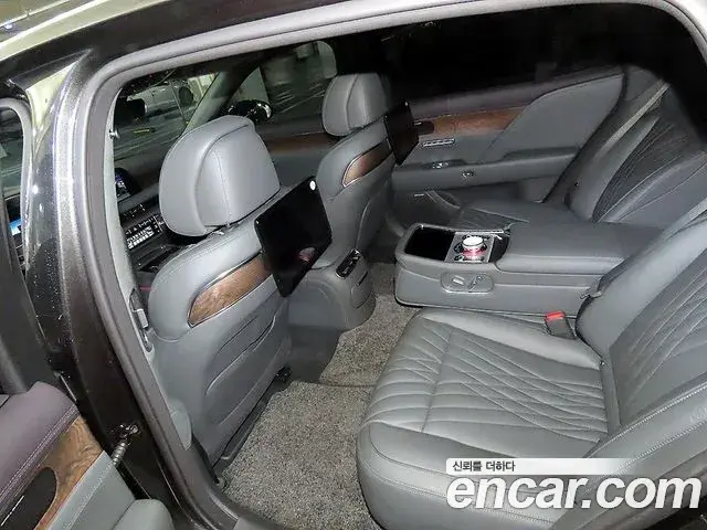 Genesis G90 2022 — ფოტო 4/20