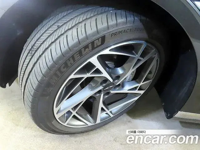 Genesis G90 2022 — ფოტო 16/20