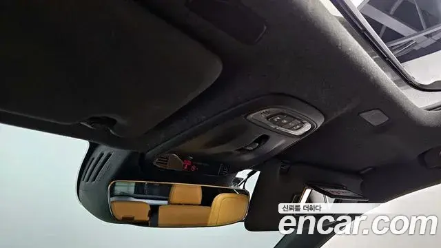 Volvo XC40 2021 — Photo 12/38