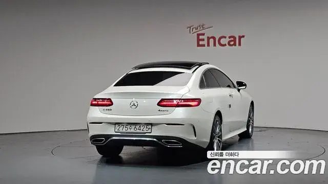 Mercedes-Benz E-Class 2020 — Фото 4/20