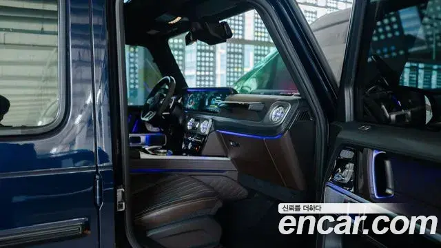 Mercedes-Benz G-Class 2019 — Şəkil 16/19