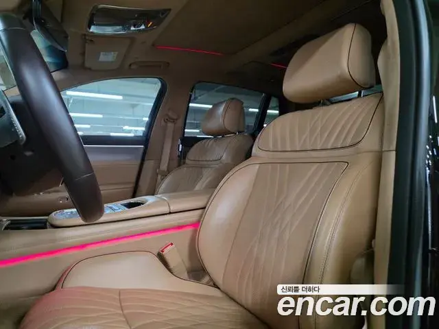Genesis G90 2022 — ფოტო 2/20