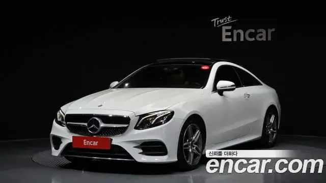 Mercedes-Benz E-Class 2018 — Photo 6/20