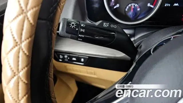 Kia Carnival 2021 — Photo 34/34