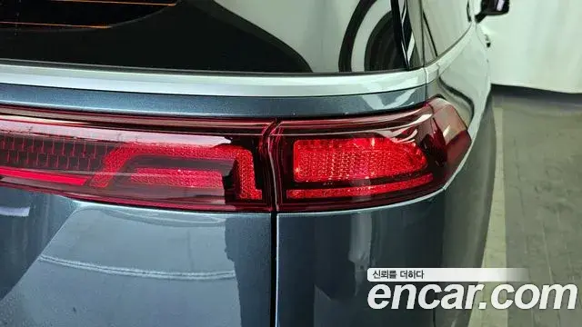 Kia Carnival 2021 — Photo 13/34
