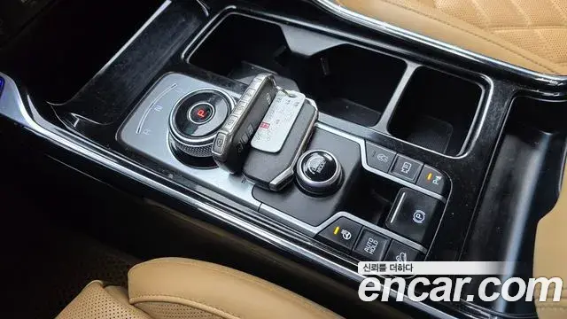 Kia Sorento 2020 — Şəkil 17/31