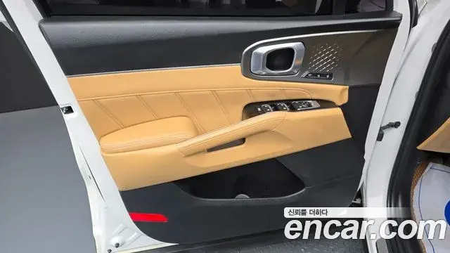 Kia Sorento 2020 — Şəkil 26/31