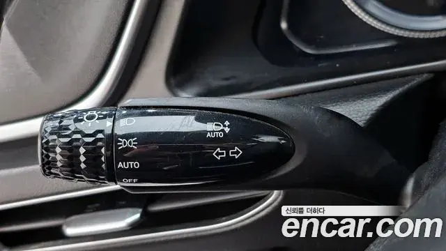 Hyundai Sonata Hybrid 2022 — ფოტო 13/31