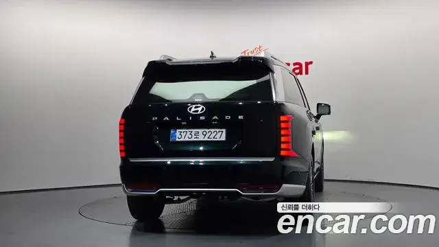 Hyundai Palisade 2025 — Photo 8/20