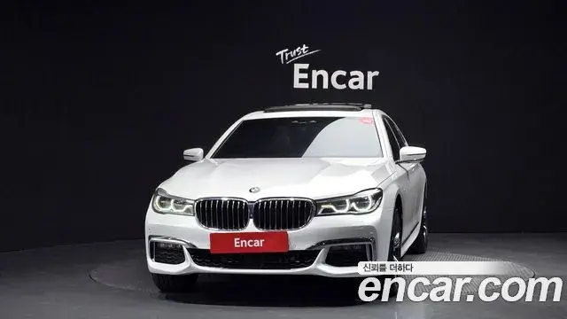 BMW 7 Series 2018 — Şəkil 18/20