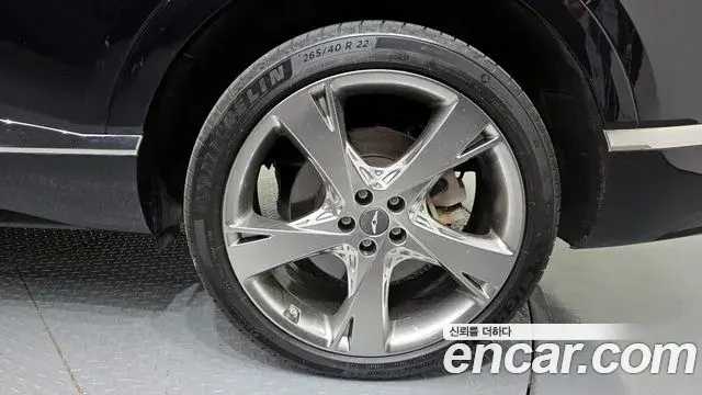 Genesis GV80 2020 — Şəkil 29/30