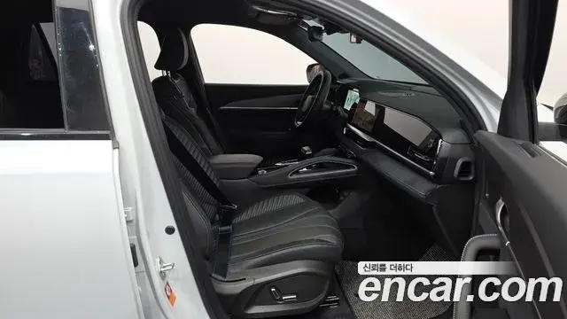 Renault Samsung Grand Koleos 2025 — Şəkil 16/38