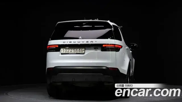 Land Rover Discovery 5 2019 — Фото 3/20