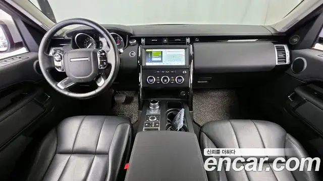 Land Rover Discovery 5 2019 — Фото 6/20