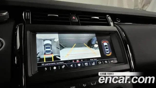 Land Rover Discovery 5 2019 — Фото 15/20