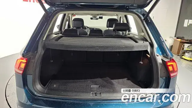 Volkswagen Tiguan 2021 — Şəkil 8/32
