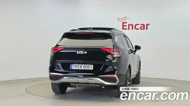 Kia Sportage 2022 — ფოტო 13/32