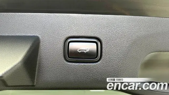 Kia Sportage 2022 — ფოტო 16/32