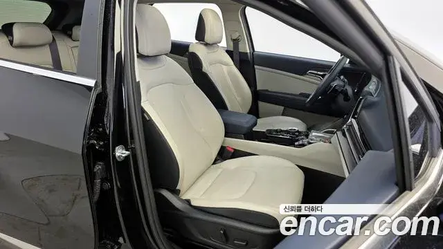 Kia Sportage 2022 — ფოტო 31/32