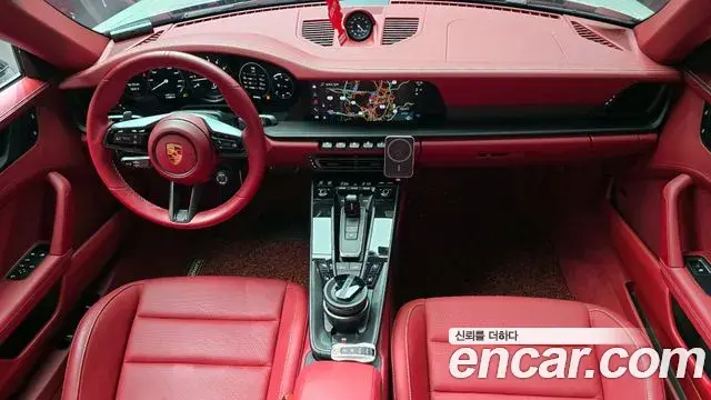 Porsche 911 2023 — ფოტო 27/30