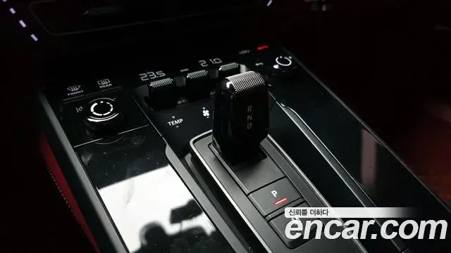 Porsche 911 2023 — ფოტო 10/30