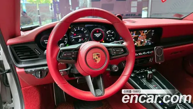Porsche 911 2023 — ფოტო 29/30