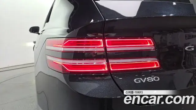 Genesis GV80 2023 — Şəkil 12/30
