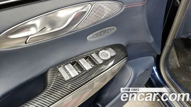 Genesis GV70 2021 — ფოტო 1/34