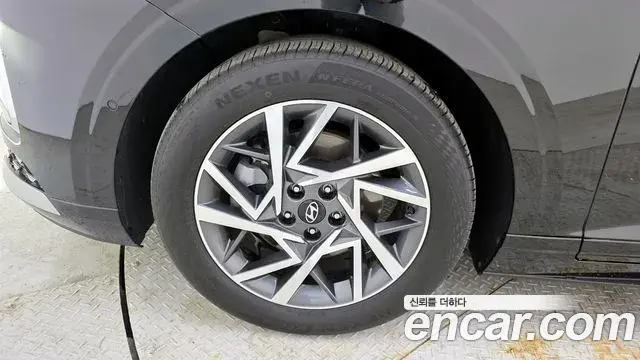 Hyundai Grandeur Hybrid 2024 — Photo 20/31