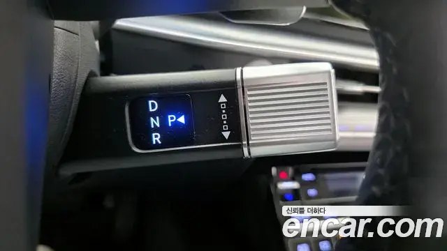 Hyundai Grandeur Hybrid 2024 — Photo 17/31