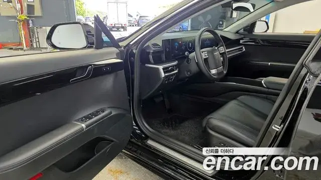 Hyundai Grandeur Hybrid 2024 — Photo 16/31