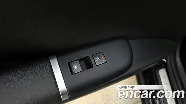 Hyundai Grandeur Hybrid 2024 — Photo 9/31