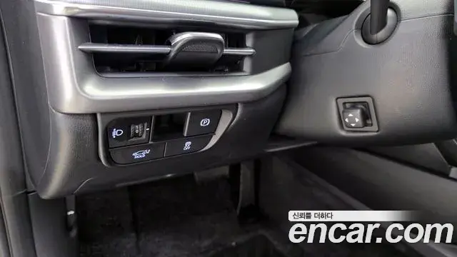 Hyundai Grandeur Hybrid 2024 — Photo 23/31