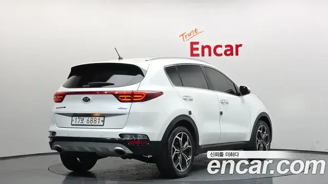 Kia Sportage The Bold 2019 — Фото 1/20