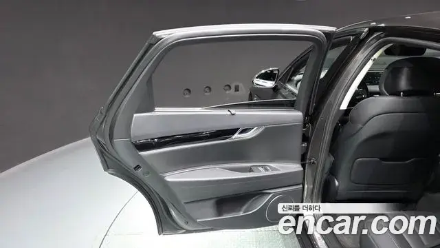 Genesis G80 2022 — Şəkil 27/39