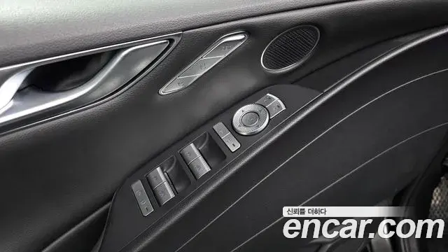 Genesis G80 2022 — Şəkil 22/39