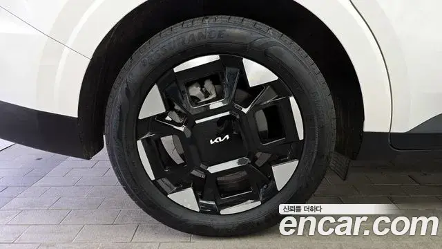 Kia Carnival 2025 — Photo 27/33