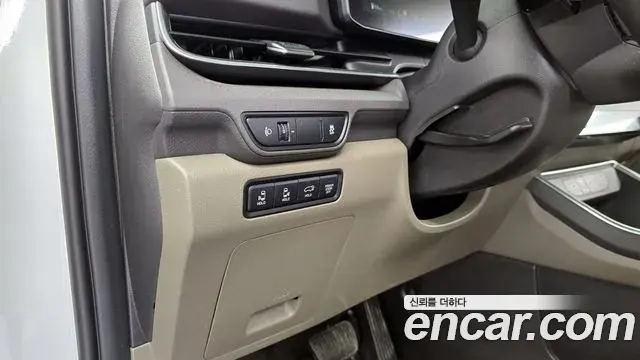 Kia Carnival 2025 — Photo 3/33