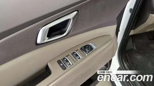 Kia Carnival 2025 — Photo 29/33