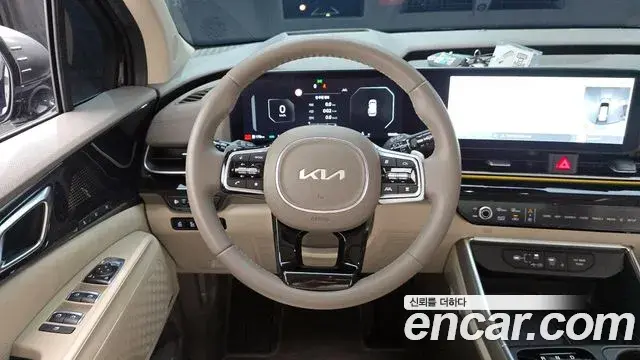 Kia Carnival 2024 — Фото 13/20